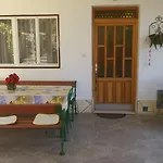 Bojana Rab דירה *