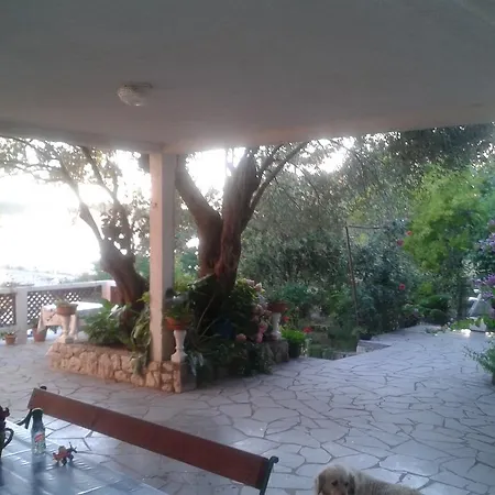 Bojana Rab Apartment